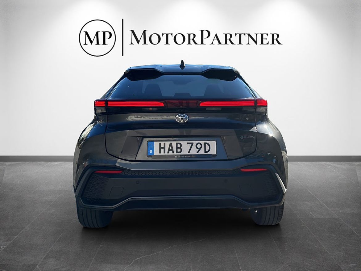 Toyota C-HR PHEV, bild 6 av 23