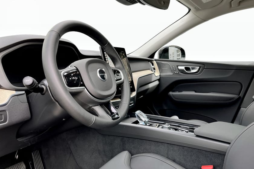 Bild 5 av Volvo XC60 T6 Plus Dark Nordic Edition