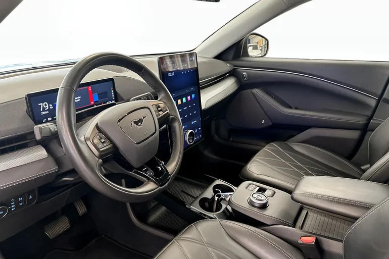 Ford Mustang Mach-E Standard Range
