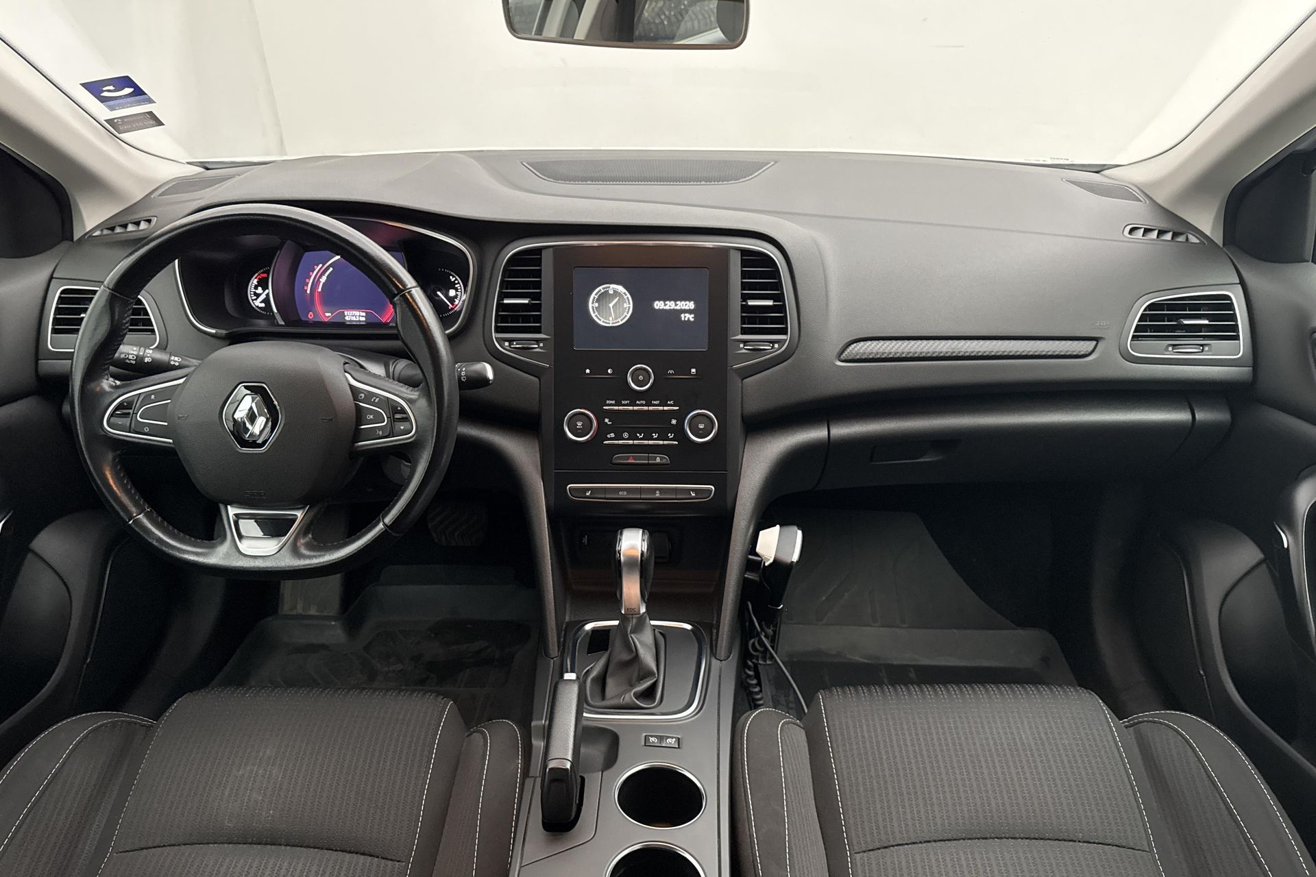 Renault Megane Sport Tourer 1.5 dCi 2018, kuva 7/10