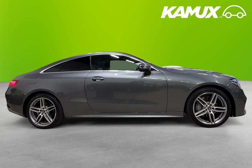 Bild 2 av Mercedes-Benz E 220 d Coupé 4MATIC 4M AMG Line 194 hk Lågmil Pano Wide Burm Elstol