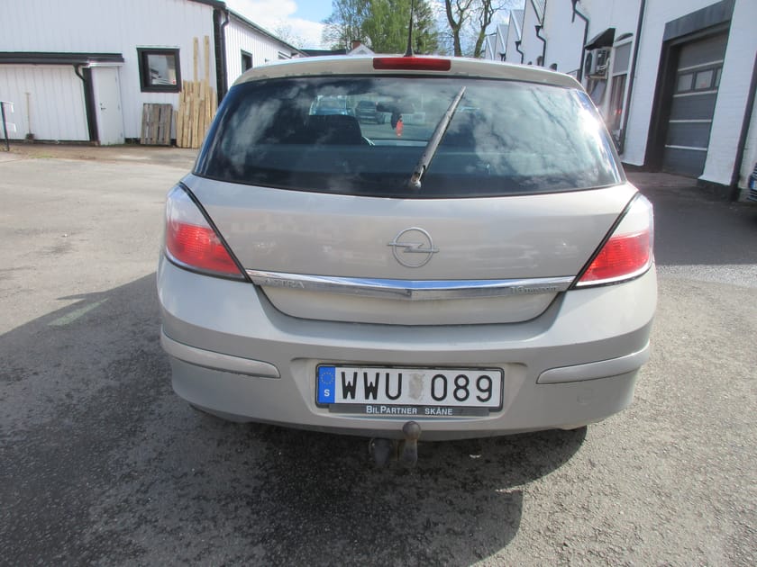 Bild 3 av Opel Astra 1.6 Drag Bes till 270430 9500 kr