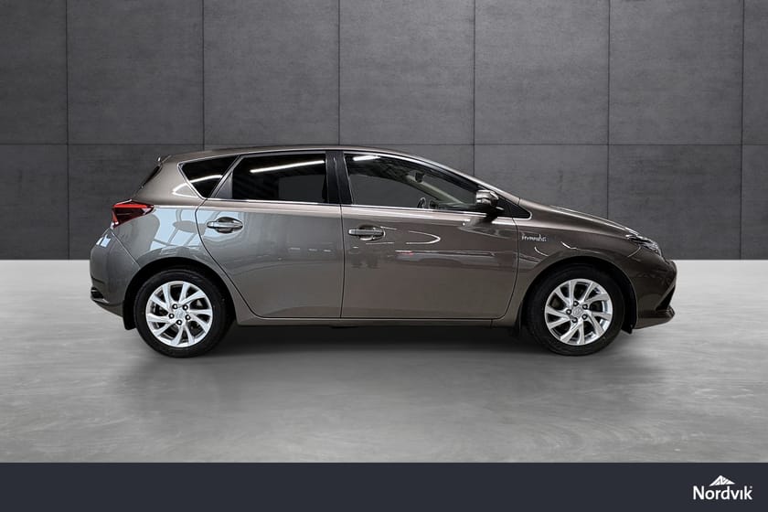 Bilde 4 av Toyota Auris Hybrid Active Sport / Bluetooth / DAB+