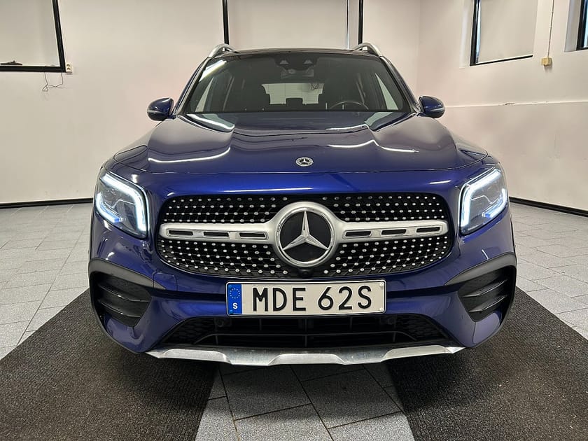 Bild 5 av Mercedes-Benz GLB 200 7G-DCT 163 hk AMG Line MOMS Panor Läder Widescreen