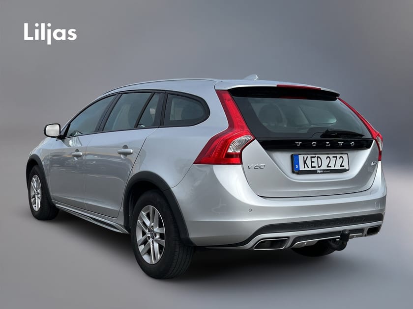 Bild 3 av Volvo V60 Cross Country D3 Momentum Business E//Dragkrok