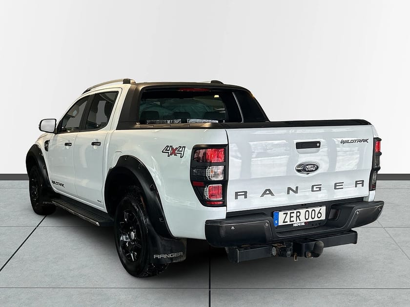 Bild 5 av Ford Ranger Dubbelhytt 3.2 TDCi 4x4 Aut Kamera/Kedja/Dvärm/Lock/SoV