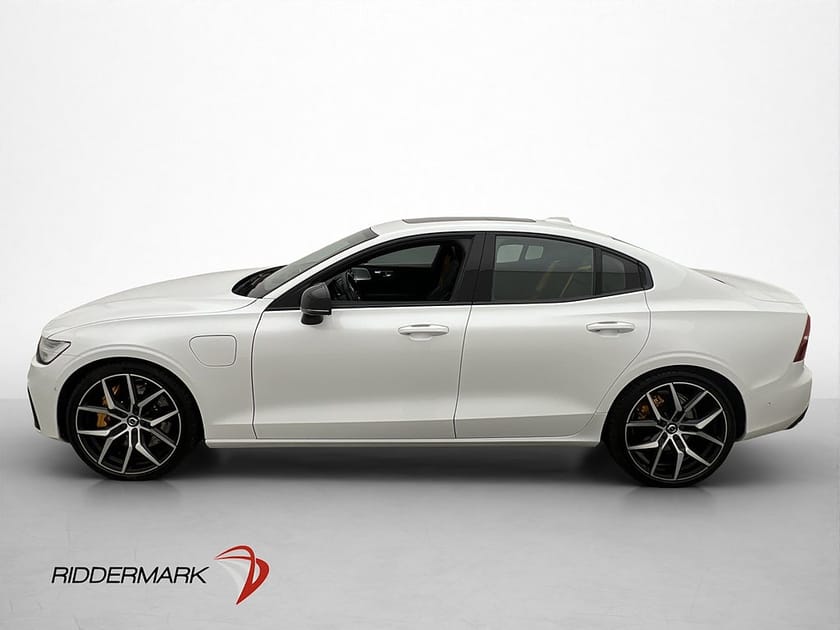 Bild 5 av Volvo S60 Polestar Recharge T8 Engineered AWD Pano B&W 360°