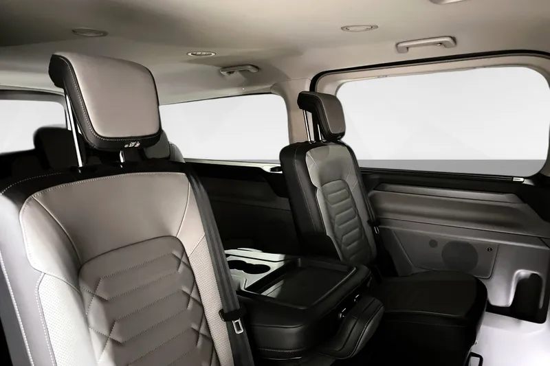 Ford E-Tourneo Custom 340 bilde 17