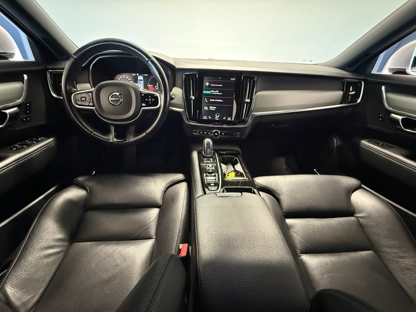 Bilde 5 av Volvo V90 T8 Inscription 408hk AWD ACC/Krok/HUD/Skinn/360-kamera