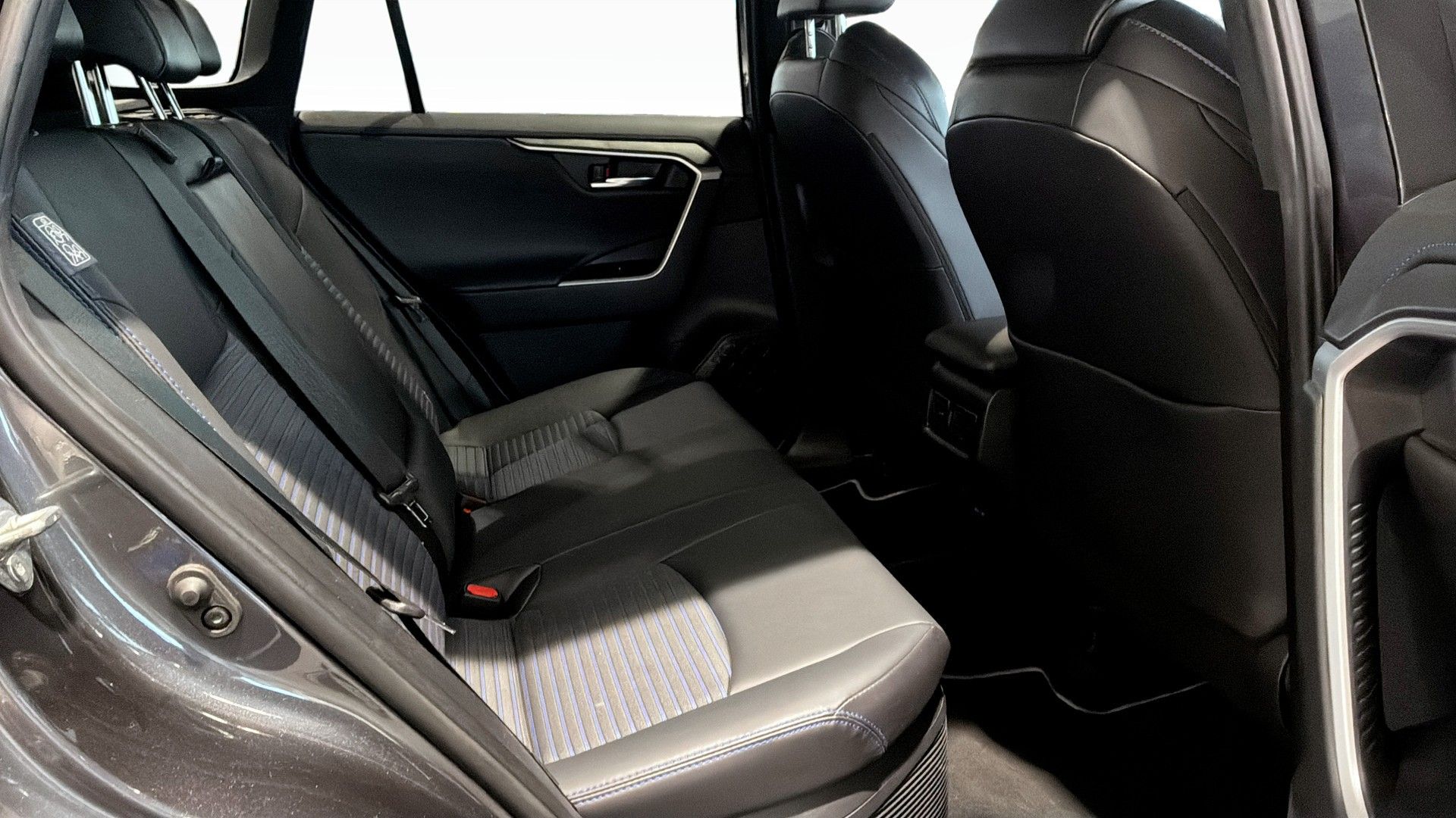 Toyota RAV4 2022, bild 5/10
