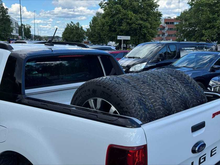 Bilde 5 av Ford Ranger Dobbelcab Double Cab Stormtrak Webasto | Krok | LED-BAR | Navi