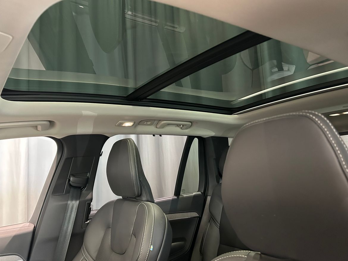 Volvo XC90 2025 - miniatyr 8