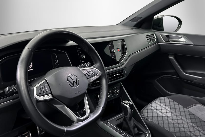 Bild 5 av Volkswagen Taigo 1.0 TSI R-Line CarPlay P-Sensorer Cockpit