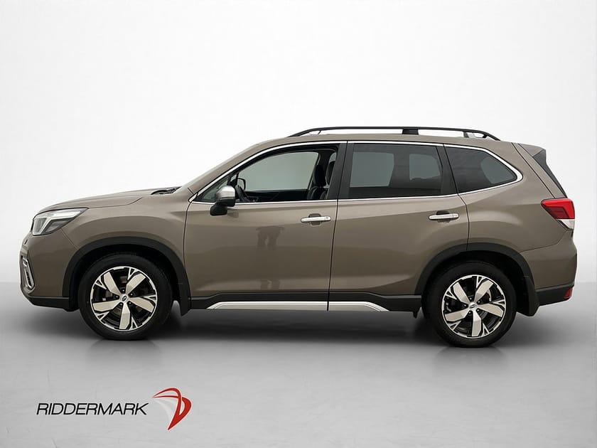 Bild 4 av Subaru Forester e-Boxer Summit H/K M-Värm Pano Kamera Drag