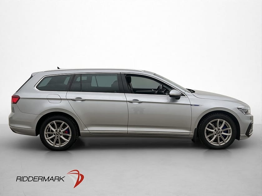 Bild 4 av Volkswagen Passat Sportscombi GTE 1.4 TSI Pano Cockpit Kamera Navi Drag