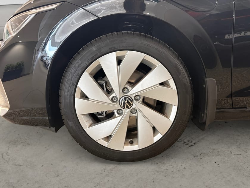 Bild 4 av Volkswagen Golf eHybrid