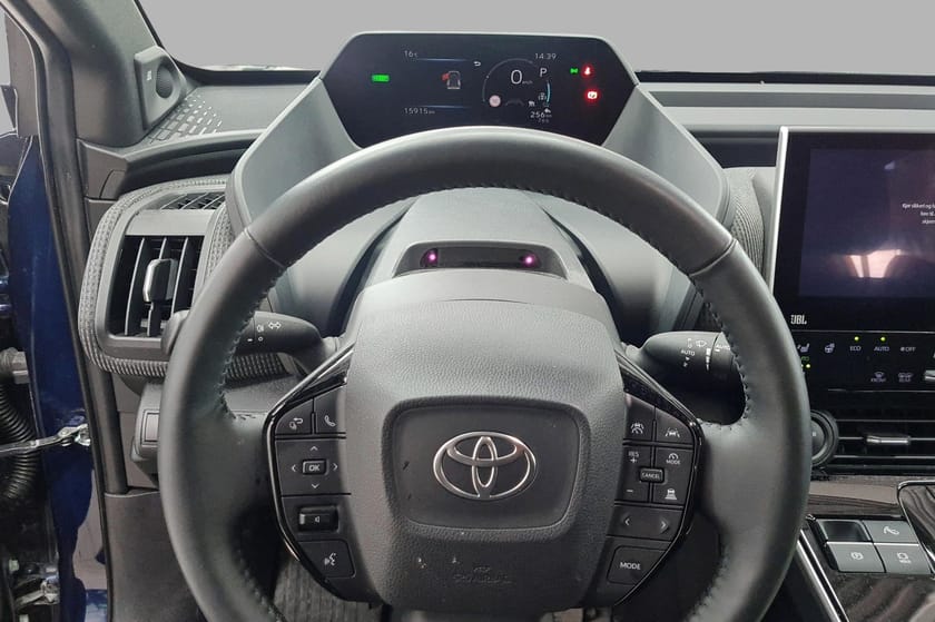 Bilde 5 av Toyota bZ4X AWD Executive BiTone - Skinn - Matrix - Adaptiv cruise