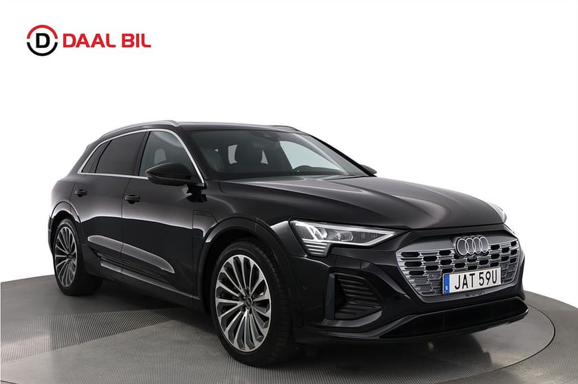 Bild 3 av Audi Q8 55 e-tron quattro 114 kWh 408HK S-LINE P-VÄRM B&O® PANO LUFTFJÄD