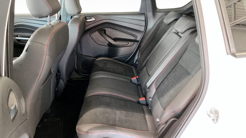 Bild 5 av Ford Kuga 1.5 150hk E85 Aut ST-Line Edt Dragvikt 1700kg 3,95% ränta!