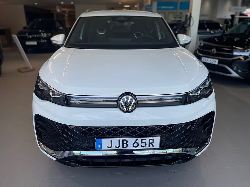 Bild 2 av Volkswagen Tiguan eHybrid R-Line-Edition 4295kr/mån JUNI ERBJUDANDE