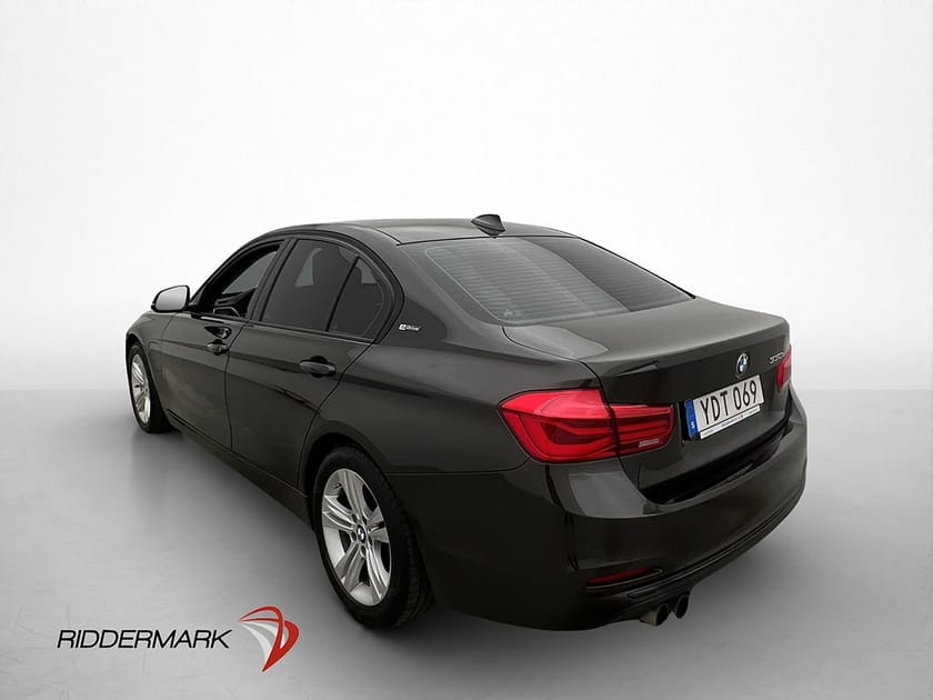 Bild 5 av BMW 330e Sedan 252hk Laddhybrid Sportline Nyservad Svensksåld