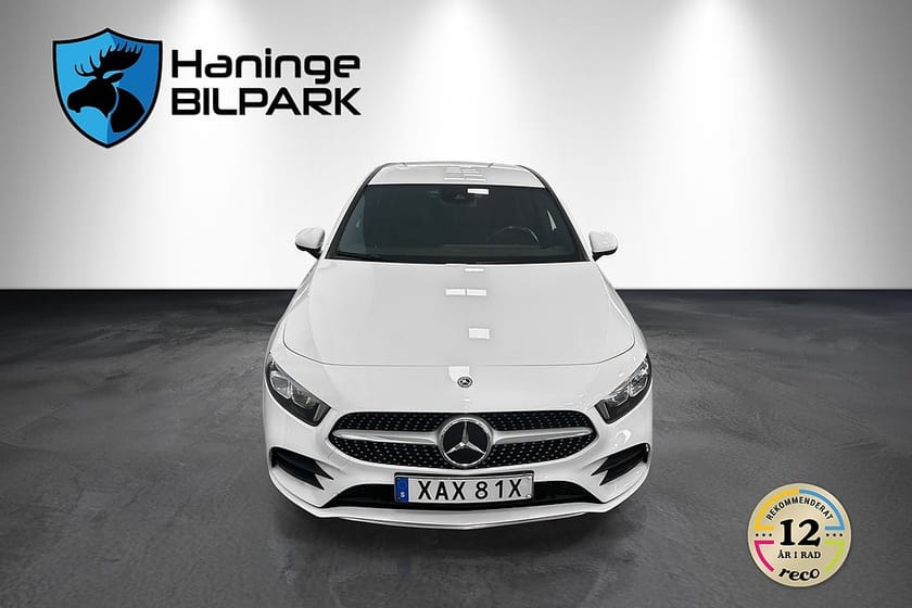 Bild 3 av Mercedes-Benz A 180 7G AMG Line/SUPERDEAL 3,95%/B-KAM/KEY LESS/CARPLAY