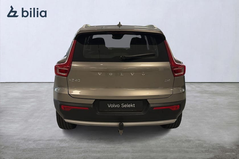 Bild 5 av Volvo XC40 B4 AWD Bensin Mom Adv Navi Pro Edt | DRAGKROK