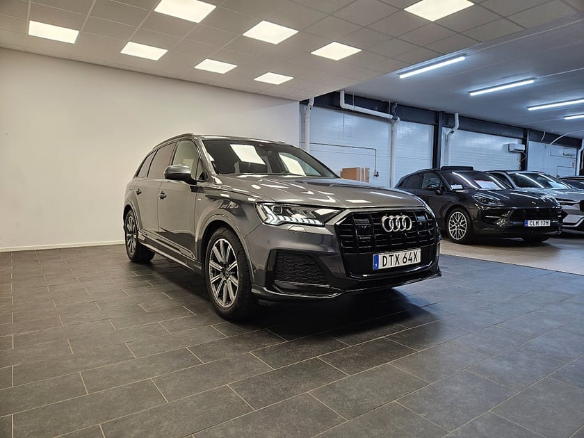 Bild 5 av Audi Q7 50 TDI quattro 286hk 7 sits S line Cockpit Värmare Drag