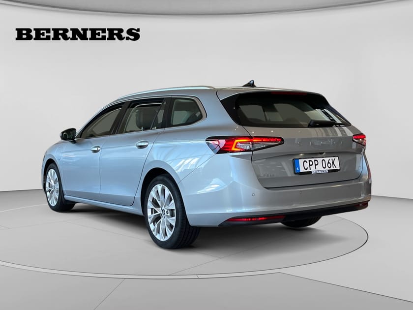 Bild 3 av Škoda Superb iV Kombi