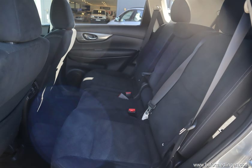 Bild 5 av Nissan X-Trail 7 Seats 1.6 dCi FWD 130hk Automat sits 1 ägare