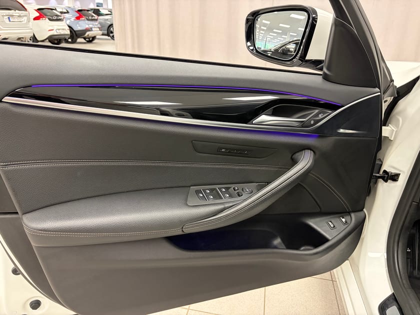 Bild 5 av BMW 530e iPerformance Sedan 