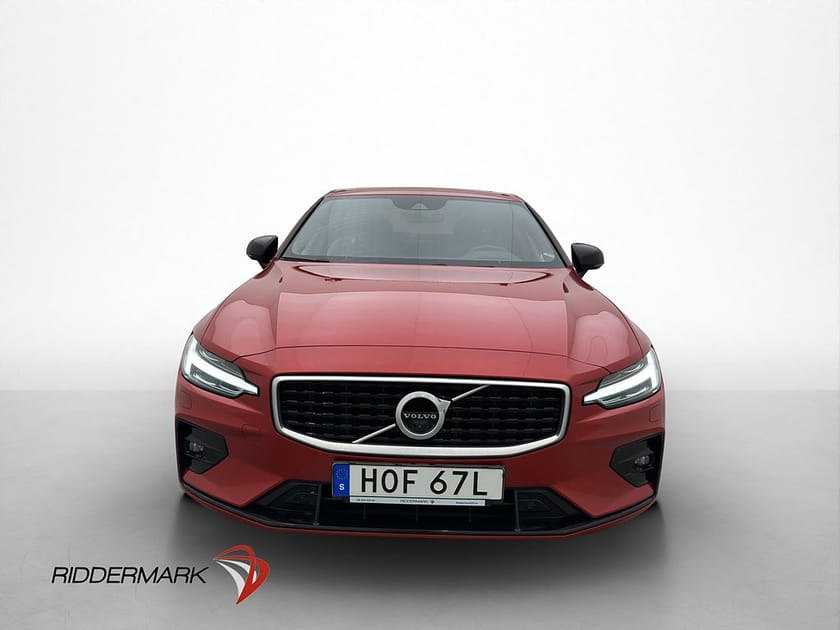 Bild 2 av Volvo S60 T5 250hk R-Design Pano H/K 360° Värm VoC HuD BLIS