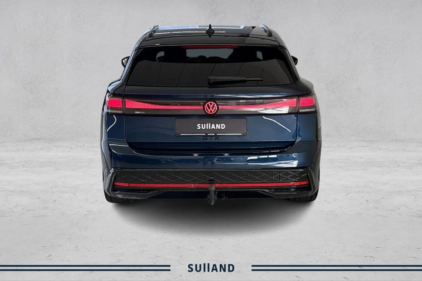 Bilde 4 av Volkswagen ID.7 GTX Tourer