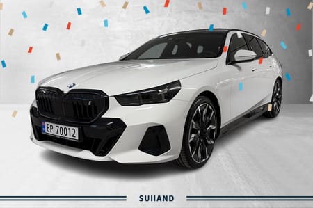BMW i5 xDrive40 Touring Fully Charged msport pro