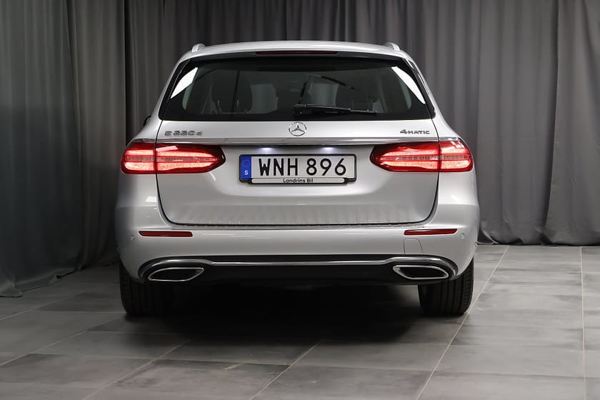 Bild 4 av Mercedes-Benz E 220 T d 4MATIC Exclusive Line HUD Burmester D-värm drag