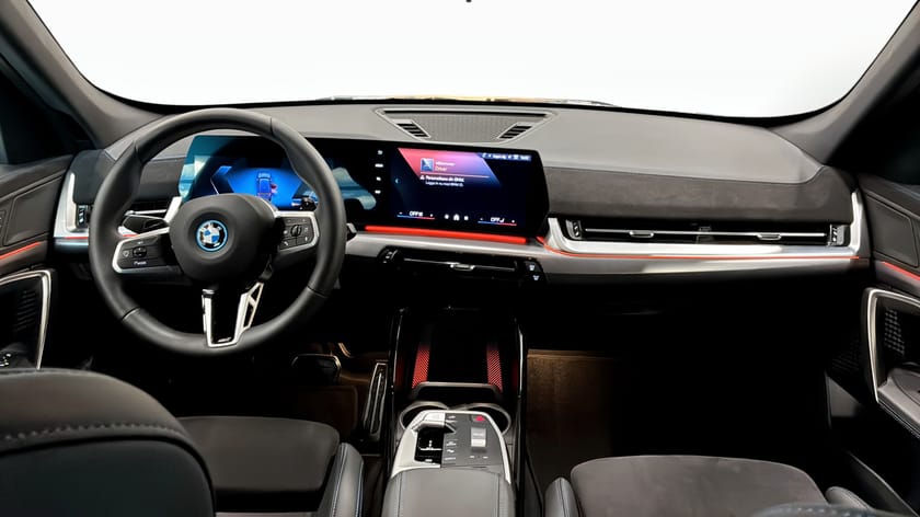 Bild 4 av BMW X1 xDrive25e 25e xDrive M-Sport Rattvärme Dragkrok
