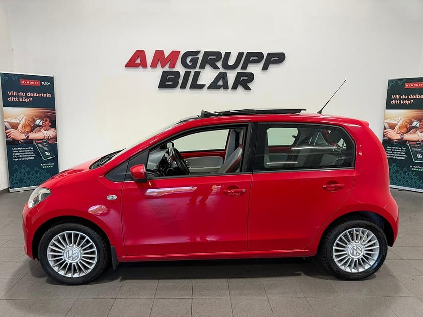 Bild 4 av Volkswagen up! 5-dörrar 1.0 MPI high Euro 5 Låg mil! Taklucka!!