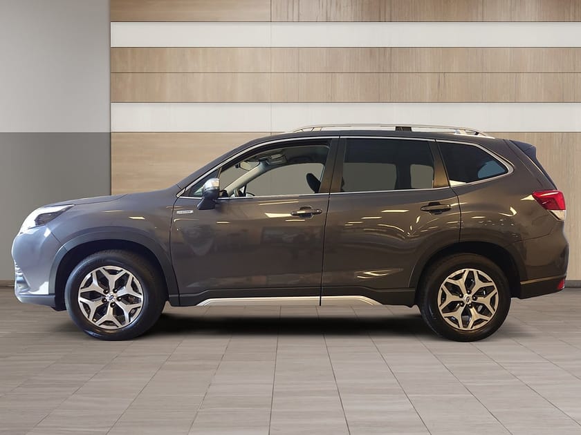 Bild 2 av Subaru Forester e-Boxer XFuel 2.0i Aut Active (150hk) *Dragkrok, Årsskatt 1 086kr*