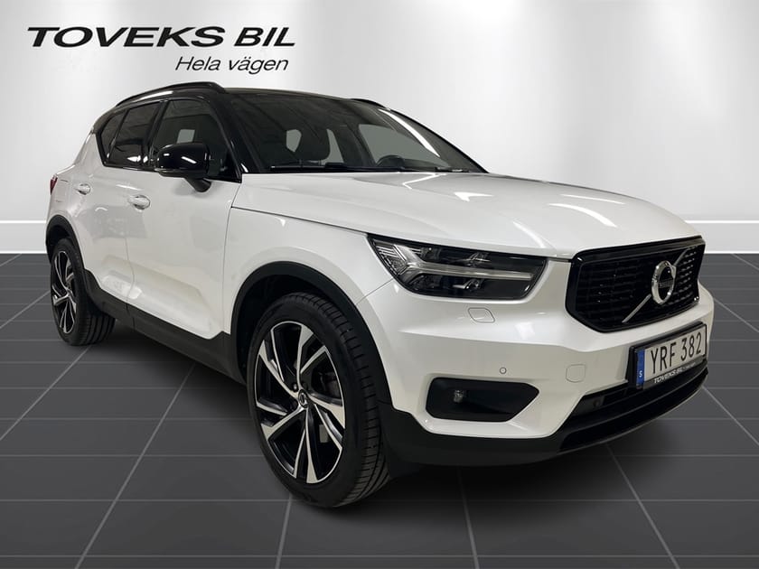 Bild 3 av Volvo XC40 D3 AWD 150hk R-design Panorama / Drag