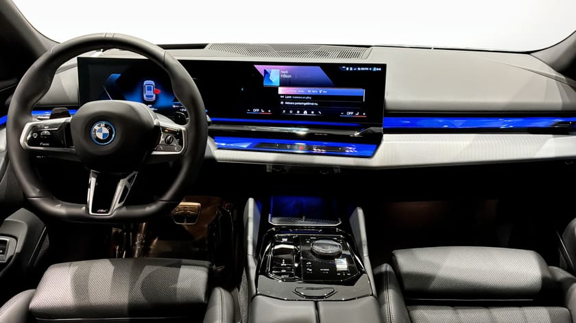 Bild 4 av BMW 530e xDrive Touring M sport PRO Drag HuD M Sport Pro, Innovation, Travel