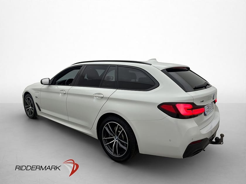 Bild 5 av BMW 530e xDrive Touring 530 Plug-in M Sport 292hk Cockpit Navi Drag