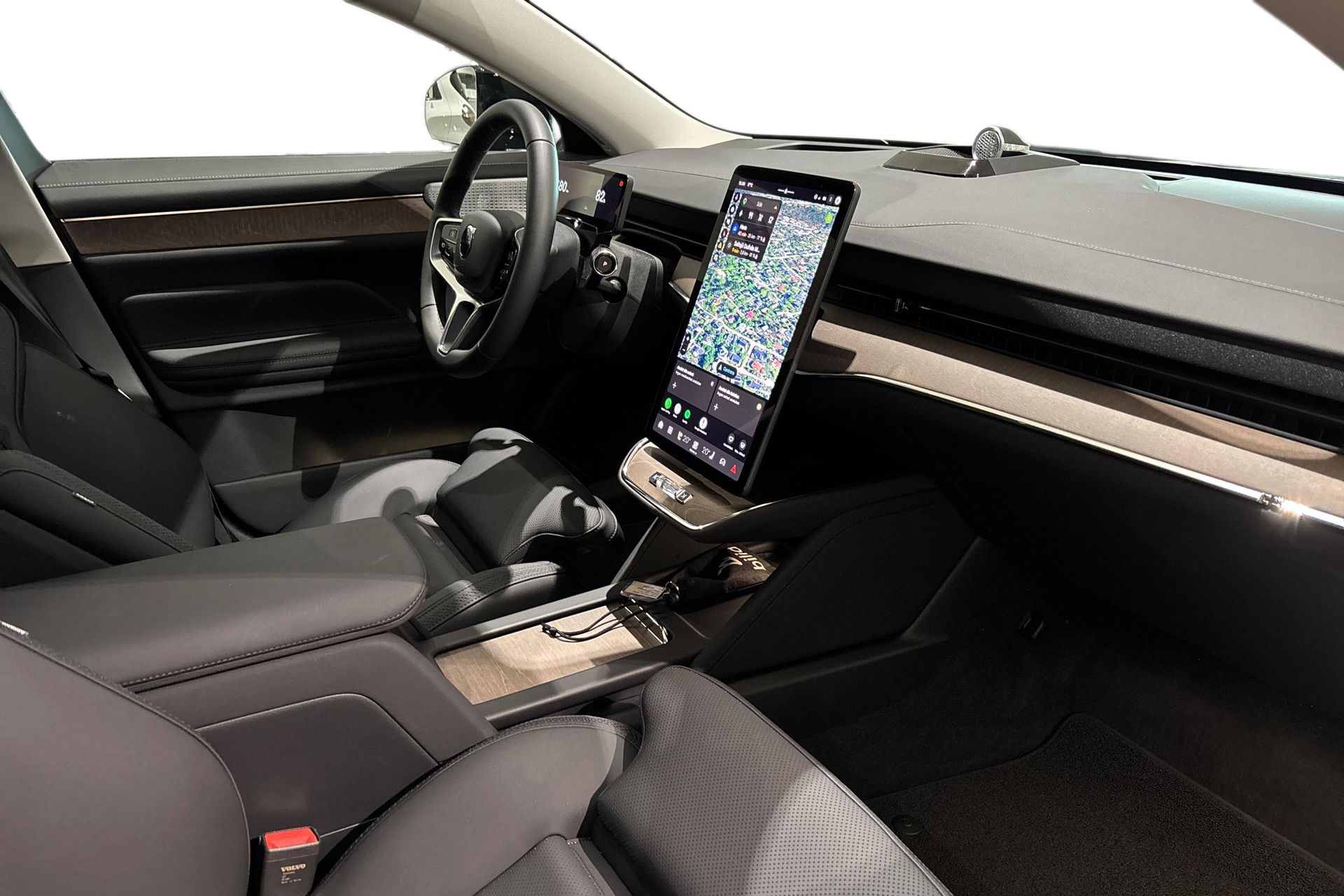 Volvo ES90 2026, photo 7/10
