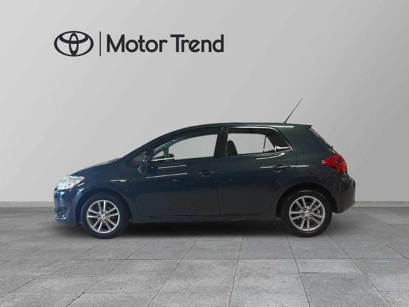 Bild 3 av Toyota Auris 5-D 1.6 Manuell 132hk Drag Vhjul