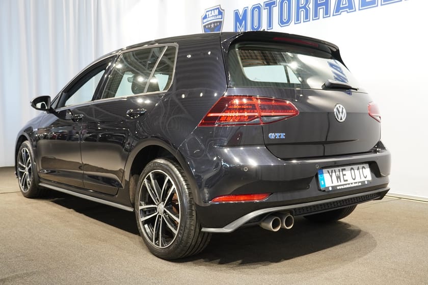 Bild 3 av Volkswagen Golf GTE 1,4 - Nyservad, Värmare, CarPlay