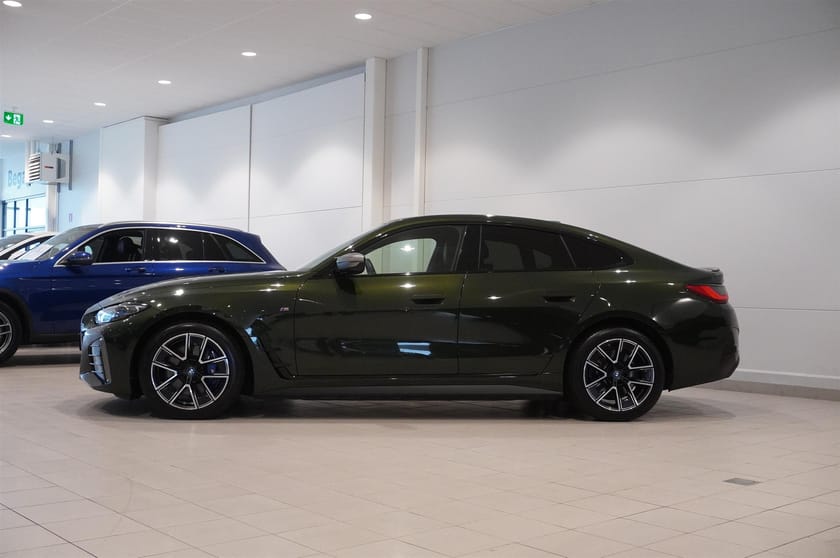 Bild 4 av BMW i4 M50 xDrive Gran Coupé Supercharged Drag Taklucka 544hk