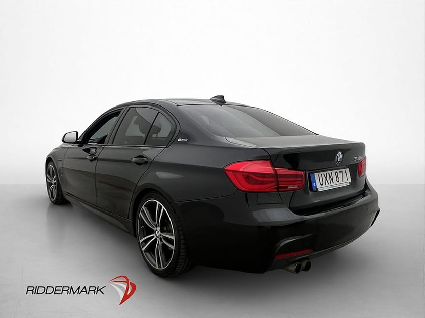 Bild 5 av BMW 330e Sedan 252hk M-Sport H/K T-lucka Navi P-sensor 0,21l/mil