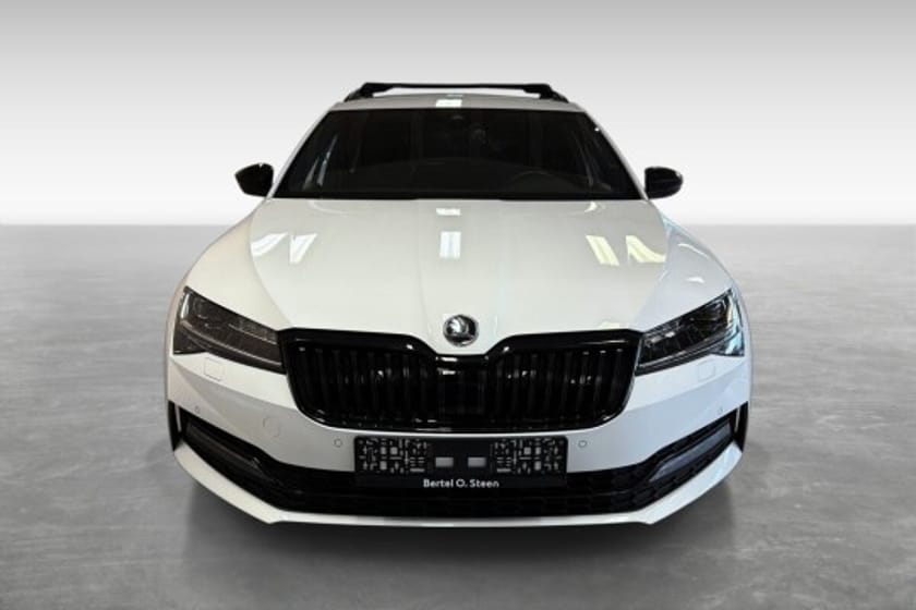 Bilde 2 av Škoda Superb Stasjonsvogn 2.0 200HK Sportline