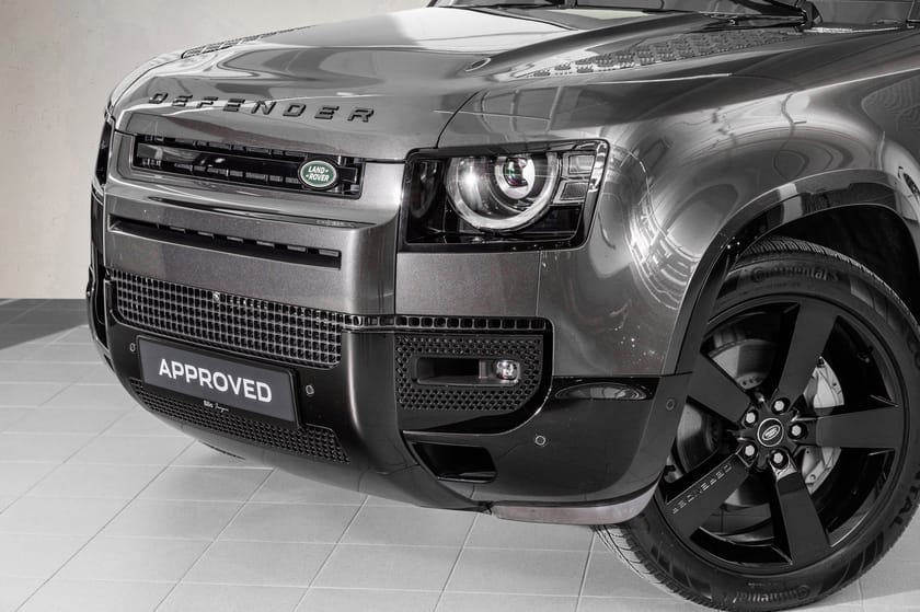 Bilde 3 av Land Rover Defender 110 D300 MHEV HSE/Matrix/Meridian Surround/22"/Pano soltak++