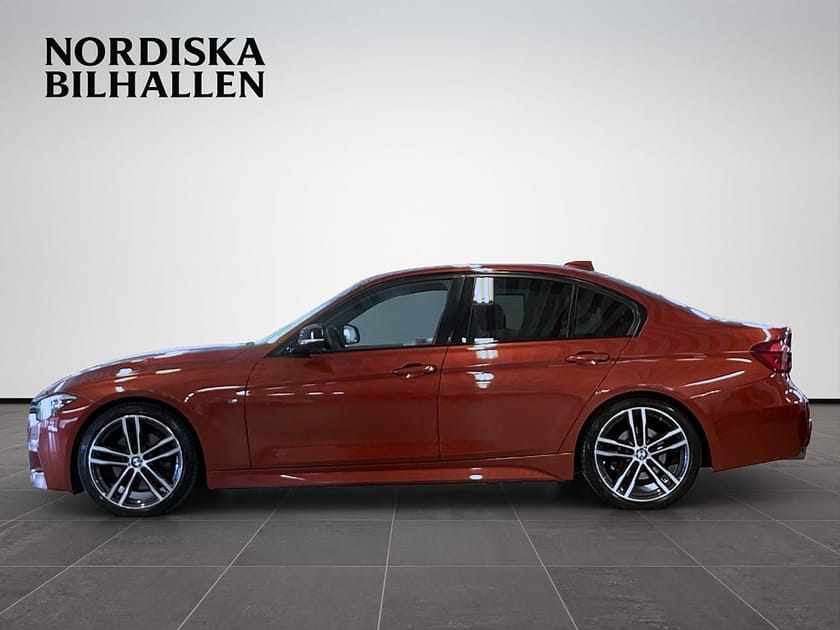 Bild 4 av BMW 330i Sedan Steptronic M Sport Dragkrok Helskinn GPS