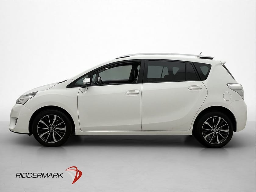 Bild 4 av Toyota Verso 1.8 147hk Intense 7-Sits Kamera Farthållare